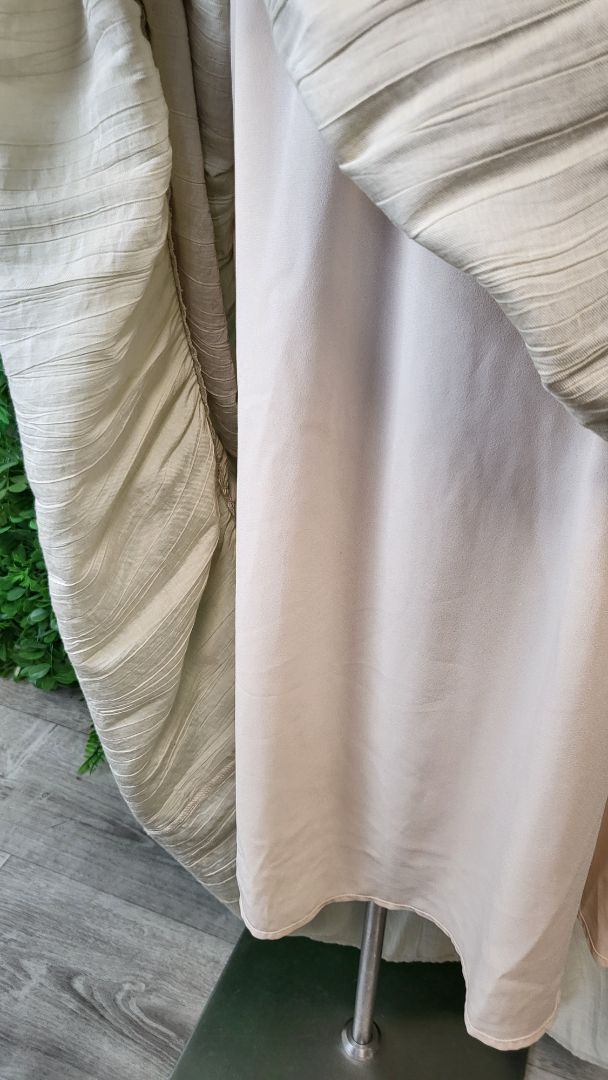 Drama The Label Cream Tiered Skirt (14)