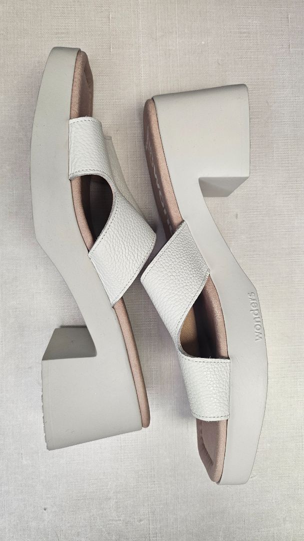 Wonders White Heeled Slide (40.5)