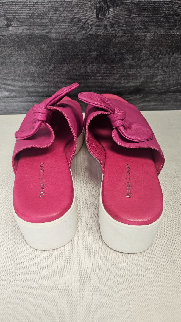 Django & Juliette Hot Pink Wedge Sandal (39)