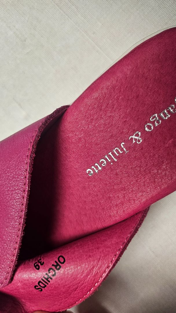 Django & Juliette Hot Pink Wedge Sandal (39)
