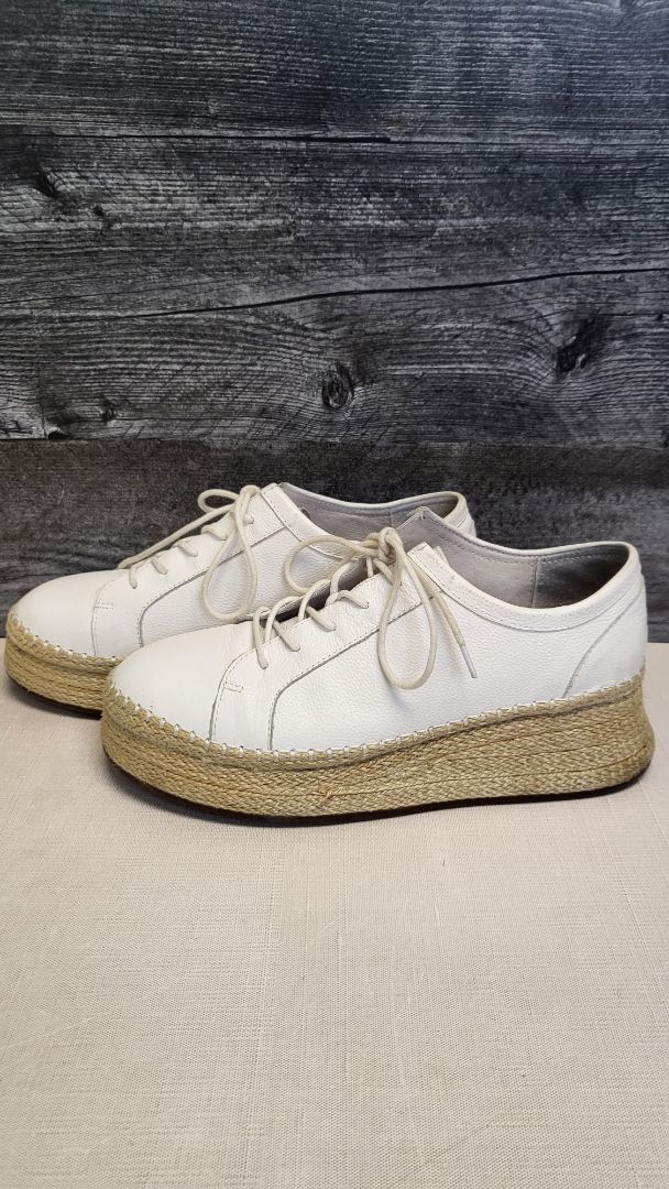 Minx White Espadrille Sneaker (40)