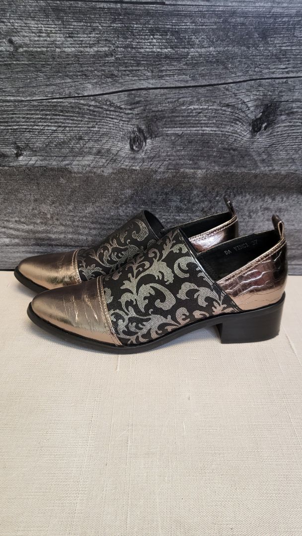 Minx Pewter Da Vinci Shoe (37)