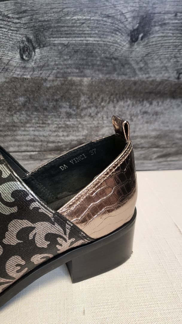 Minx Pewter Da Vinci Shoe (37)