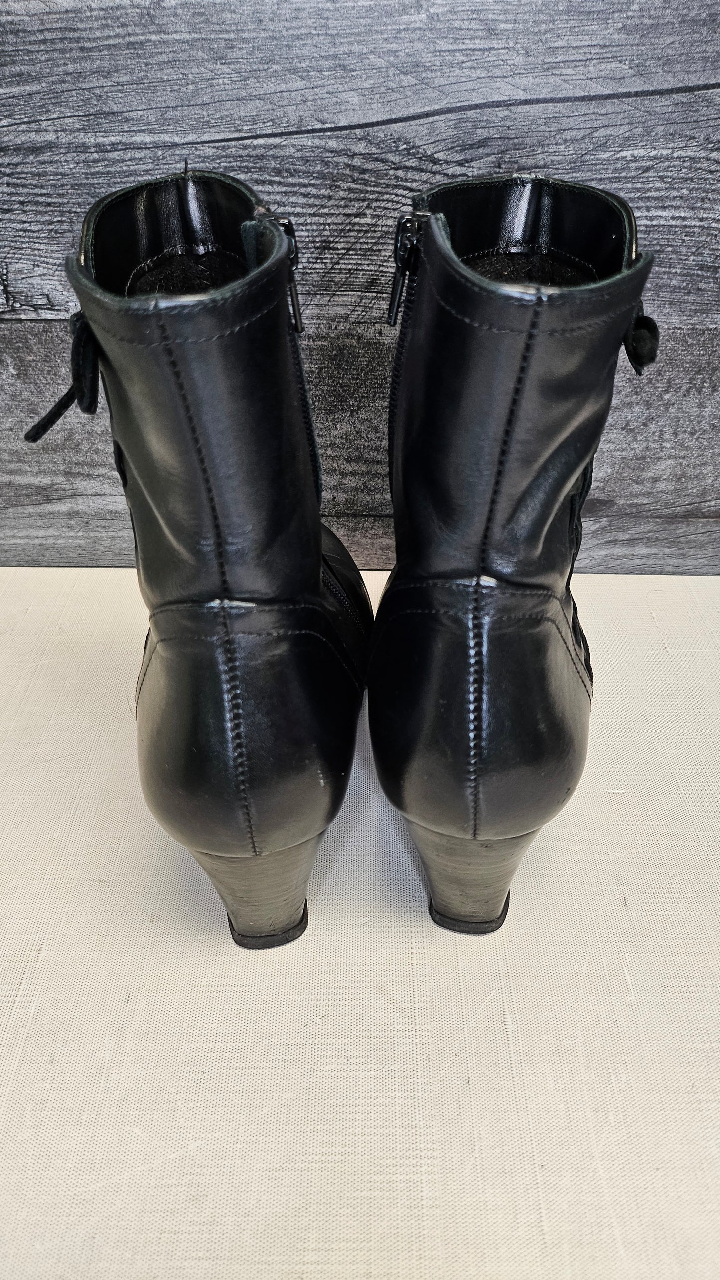 Ziera Black Leather Mid Boot (37)