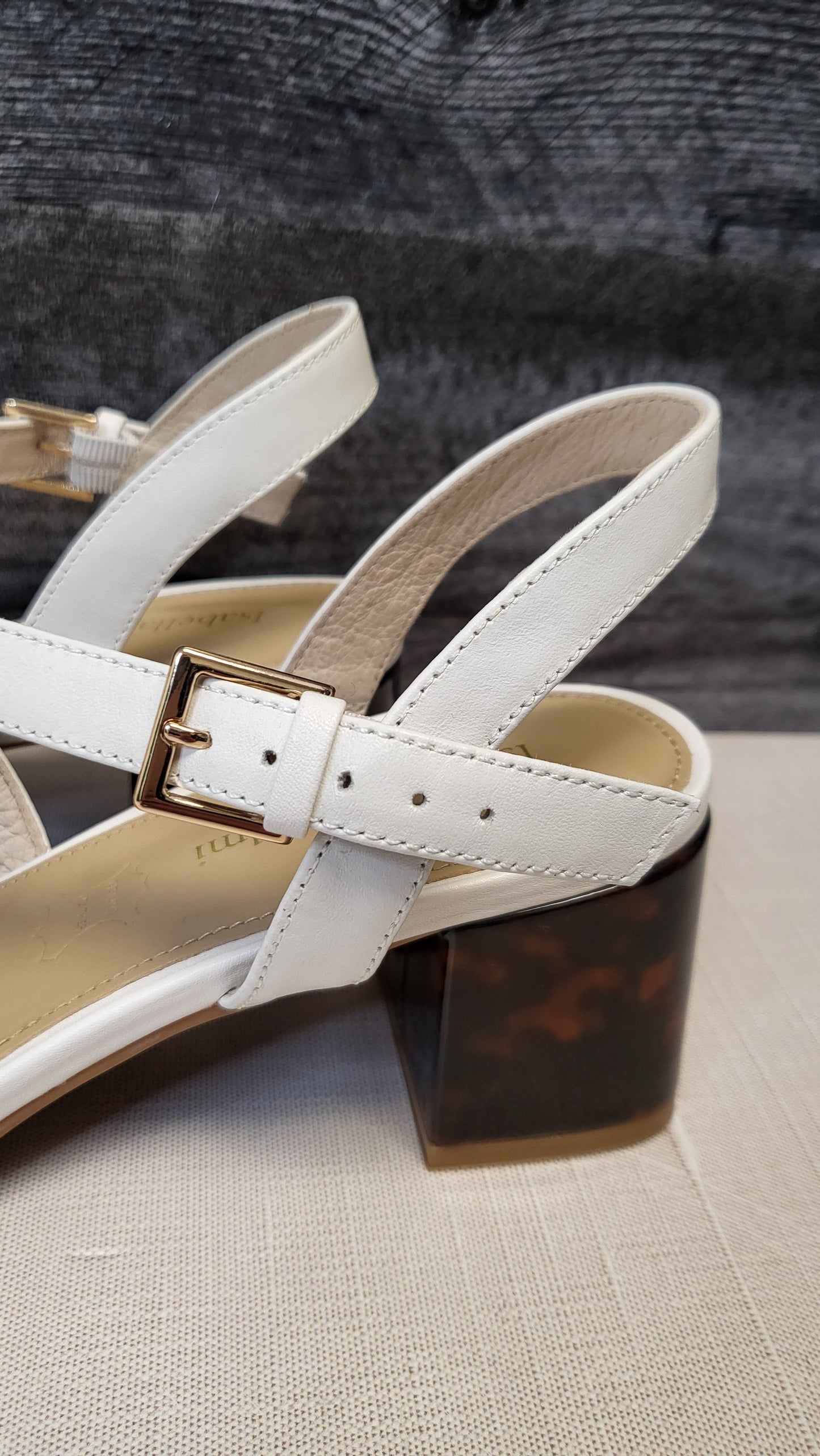 Isabella Anselmi White Slingback Heels (40)