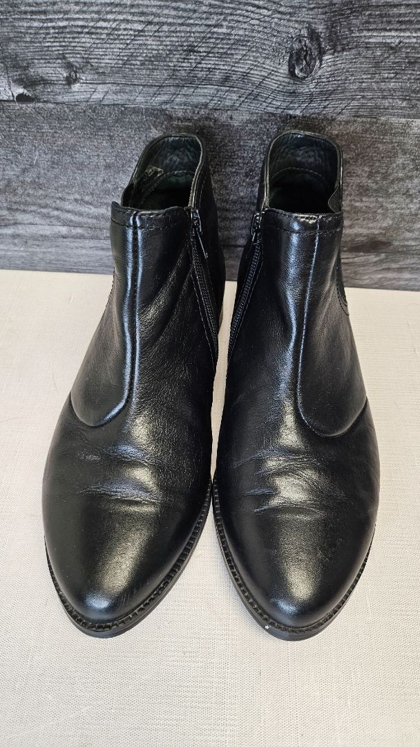 Ziera Black Ankle Boot (37)