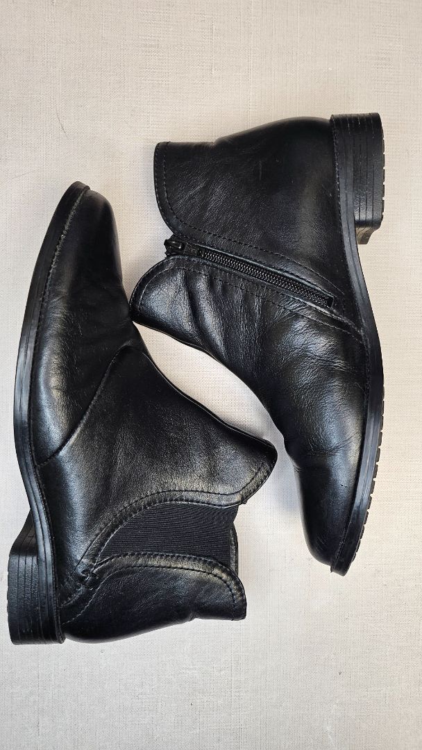 Ziera Black Ankle Boot (37)