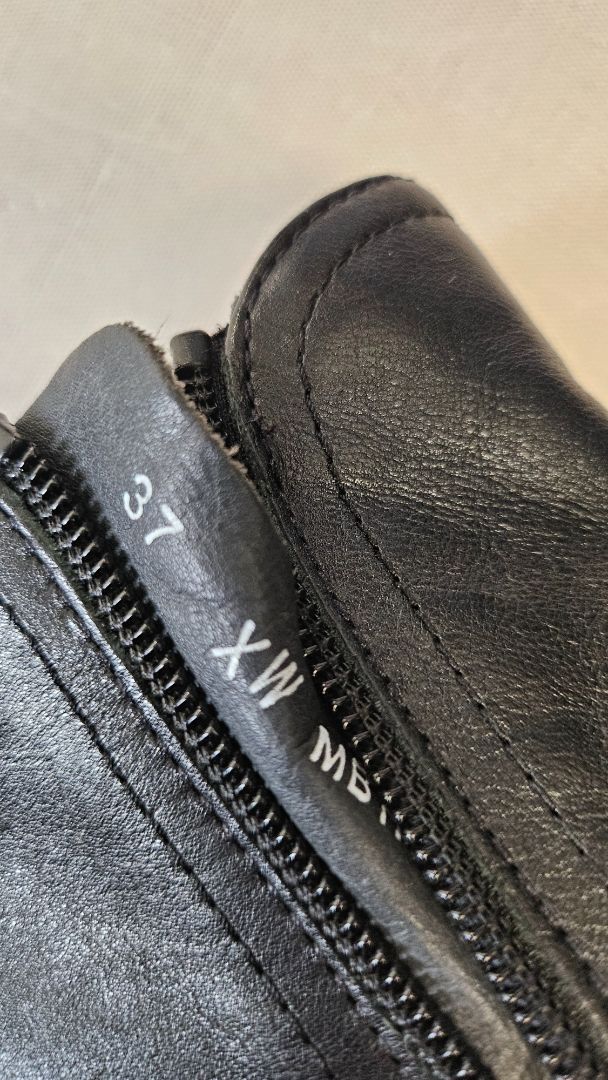 Ziera Black Ankle Boot (37)