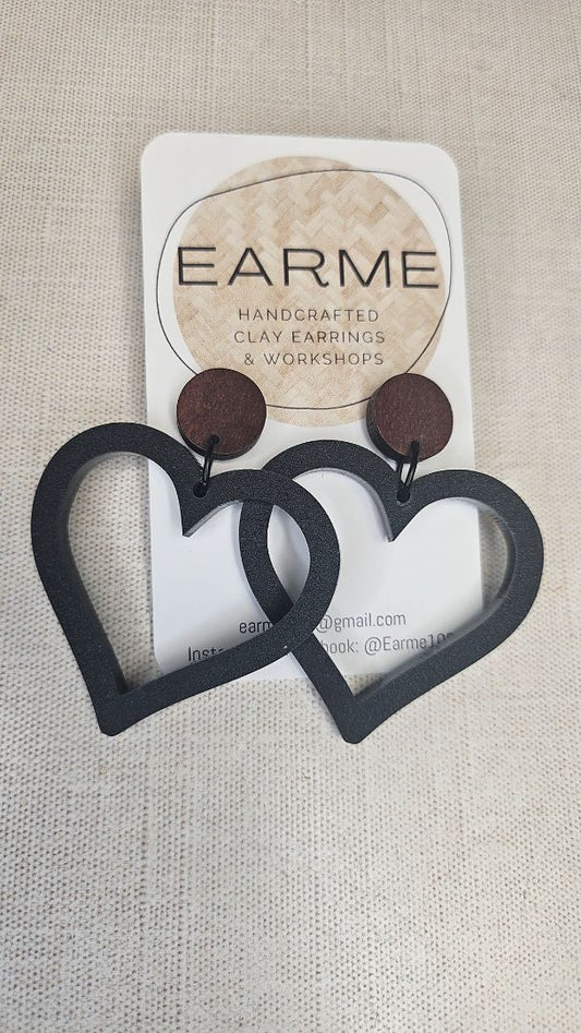 Earme  Black Heart Earring NEW