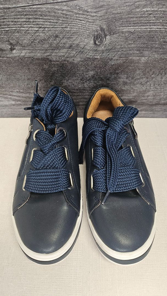 Step On Air Navy Leather Sneaker (39)