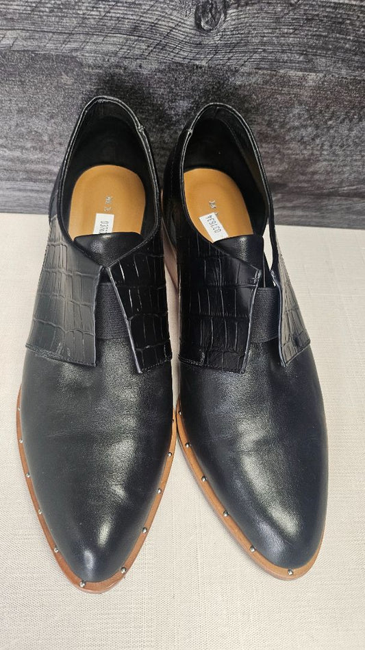 Mi Piaci Black Leather Loafer (40)