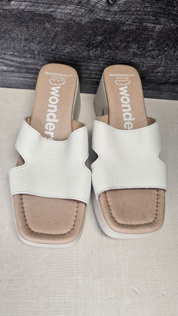 Wonders White Heeled Slide (40.5)