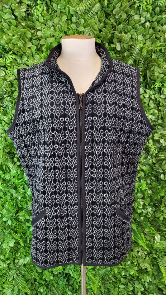 Black Pepper Print Vest (14)