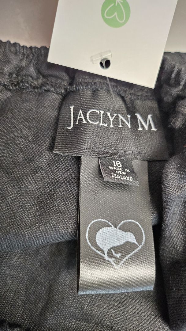 Jaclyn M Black One Shoulder Top (16)