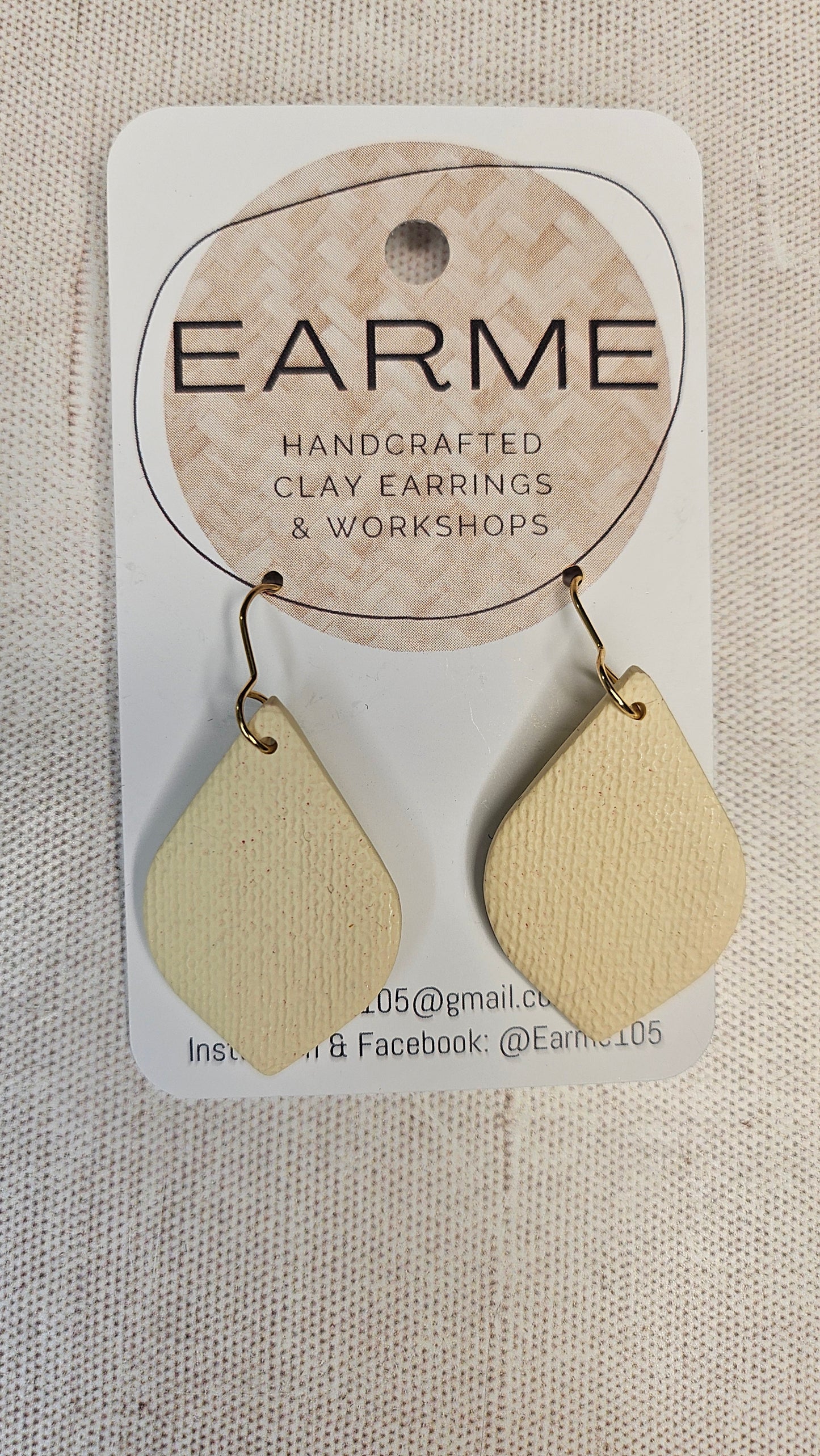 Earme  Creamy Lemon Teardrop Earring