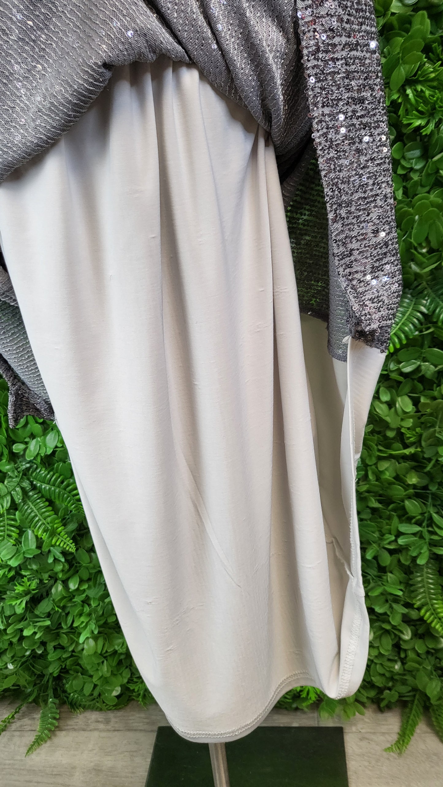 David Pond Silver Sequin Skirt (10-12)